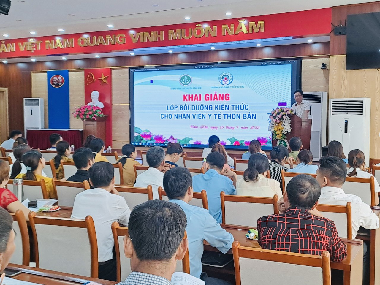 Tiến sĩ. Nguyễn Ngọc Minh Tuấn - Phó Hiệu trưởng Trường CĐYT Phú Thọ phát biểu tại Lễ Khai mạc